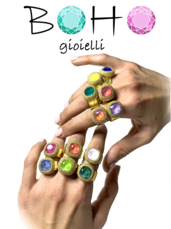 anelli multicolor boho della collezione bonbon con Swarovski